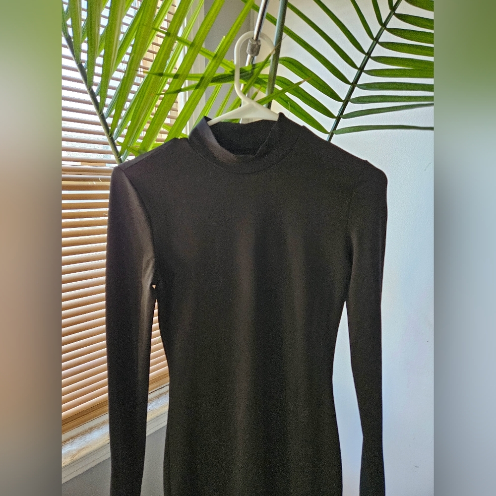 black bodycon dress - Picture 3 of 5